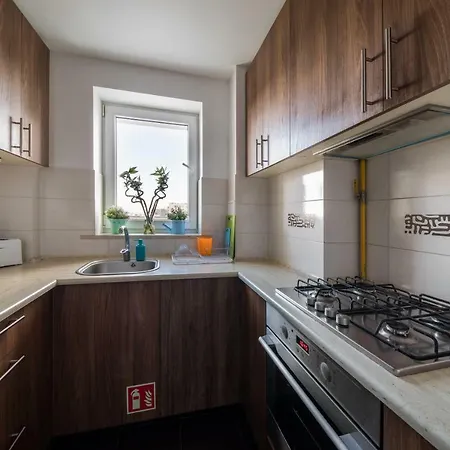 Daire Wstapartments Salezego 6 Z Widokiem Na Stadion Narodowy Varşova